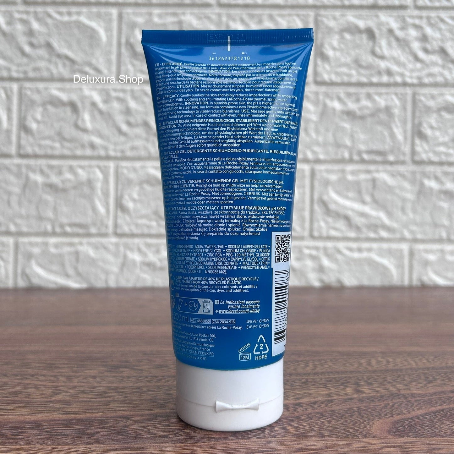 La Roche Posay EFFACLAR Purifying Foaming Gel For Oily Sensitive Skin (tube 200ml)